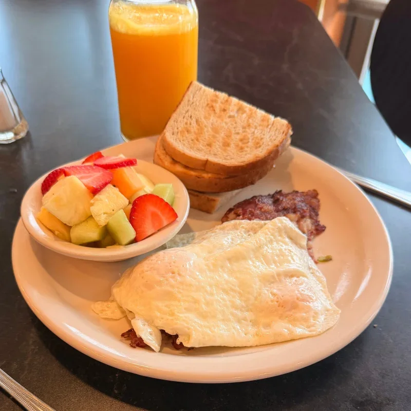 Skylark Diner, business photo 4